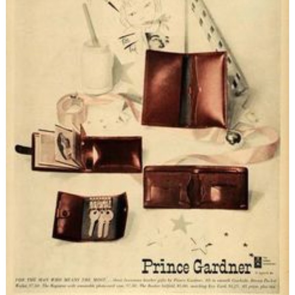 🌹WELCOME TO OUR CLOSET 🌺 - Picture 7 of 7